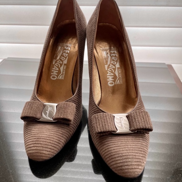 Salvatore Ferragamo Shoes - REDUCED x3 Gorgeous, rare, and elegant Ferragamo pumps in excellent condition.